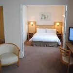 Du Grand Lägenhetshotell Le Plessis-Robinson